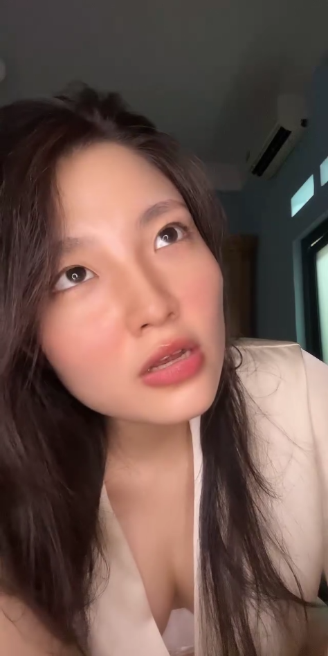 Poster of Hot tiktok Khanhsvyiuoi lộ đầu ti